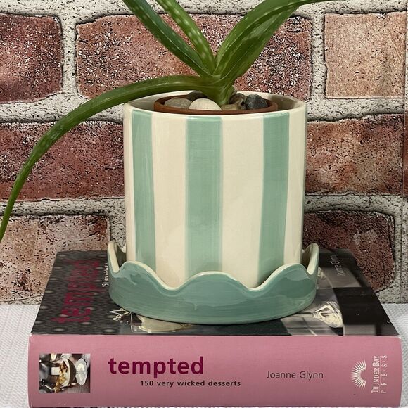 Striped Ceramic Planter Scallop Petal Edge DRAINAGE Attached Saucer Blue Cream - Picture 1 of 12